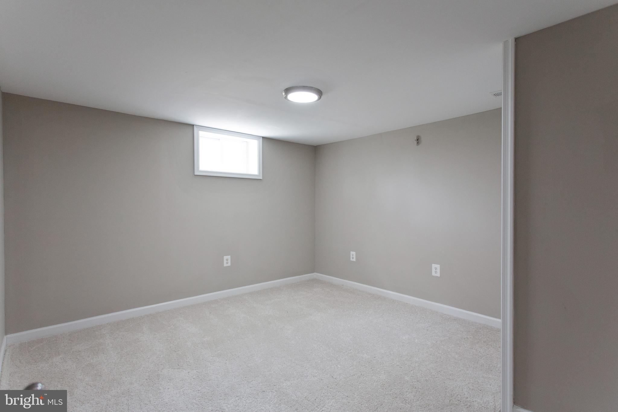 1810 Summit Avenue Rosedale, MD 21237 - Photo 29 of 47