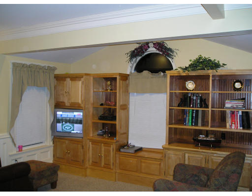 51 Idalla Road Worcester, MA 01606 - Photo 8 of 9 Gallery Image 8