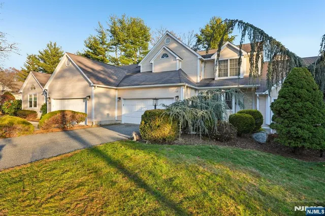 $649,000 | 12 Hadley Lane, Wayne, NJ 07470