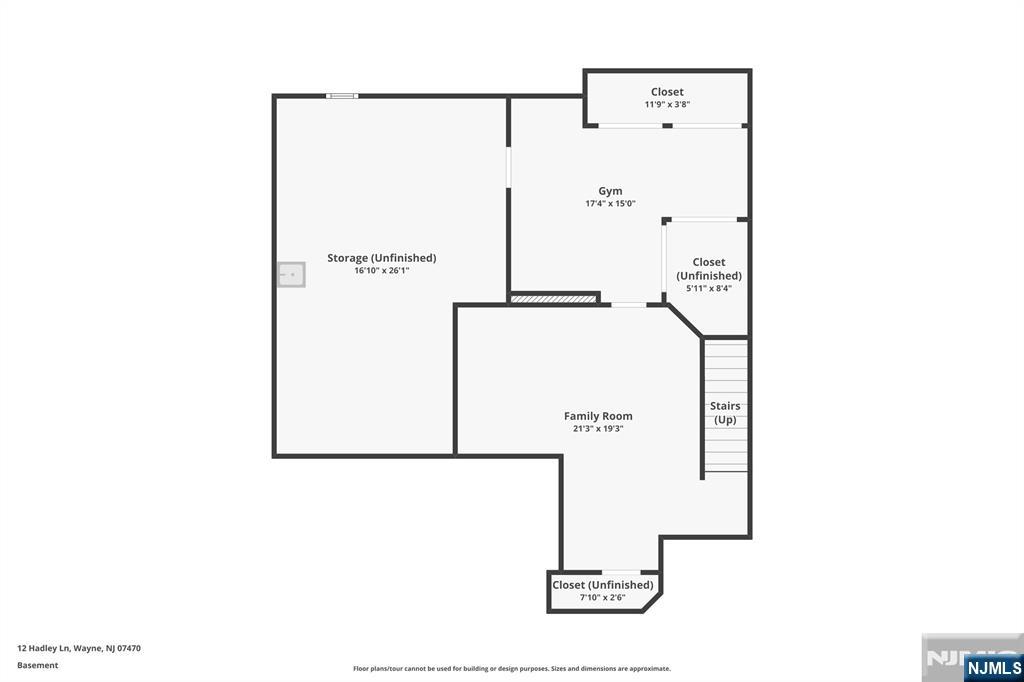 12 Hadley Lane Wayne, NJ 07470 - Photo 33 of 36 a picture of a bathroom with a window