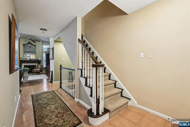 $649,000 | 12 Hadley Lane, Wayne, NJ 07470