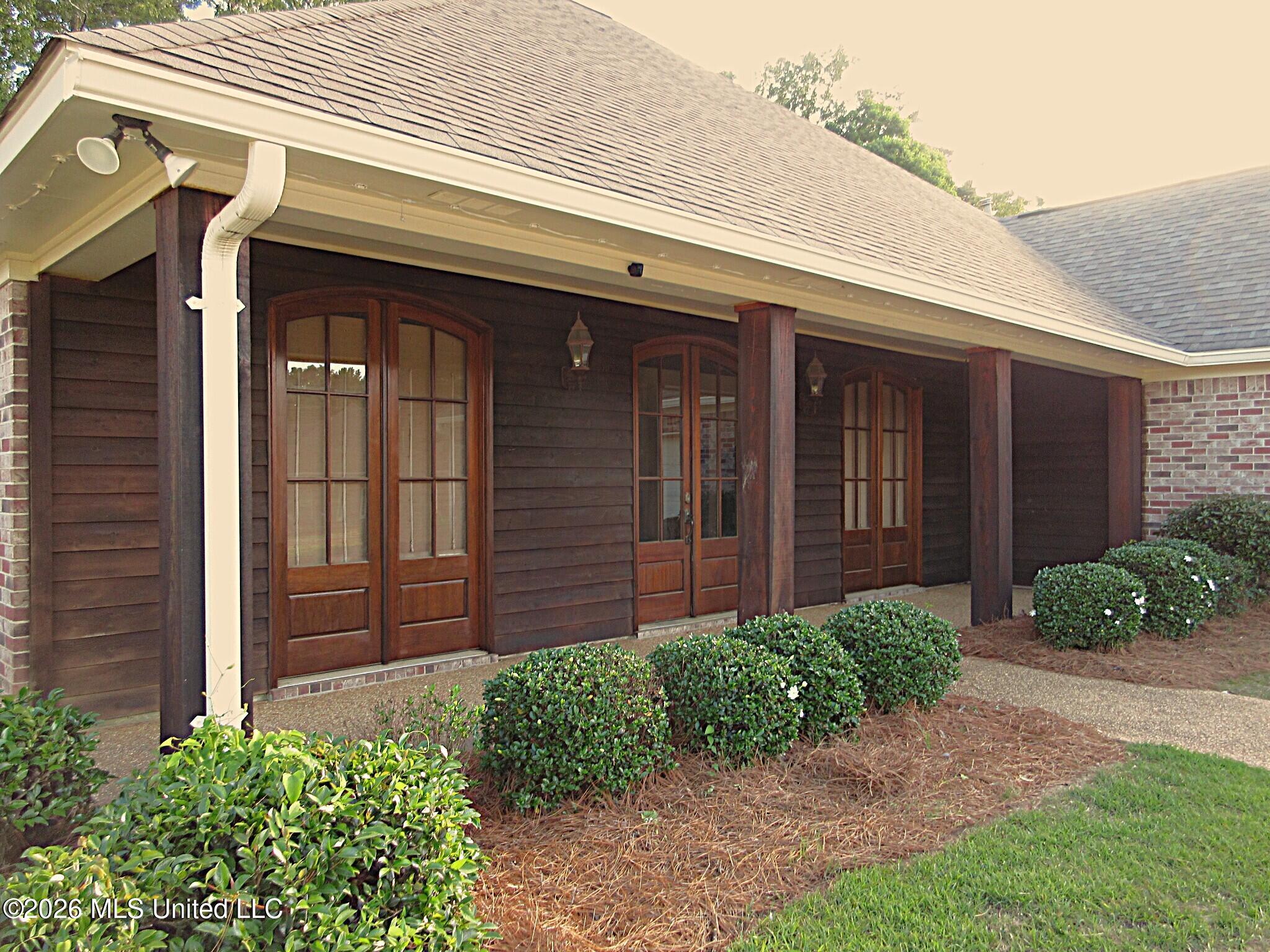 360 Provision Parkway Brandon, MS 39042 - Photo 2 of 16 Front Photo 2