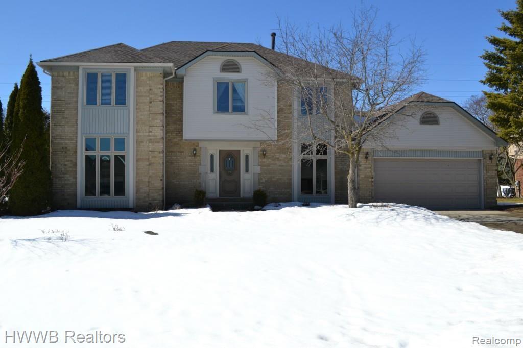 1545 Lomas Verdes Rochester Hills, MI 48306 - Photo 1 of 49