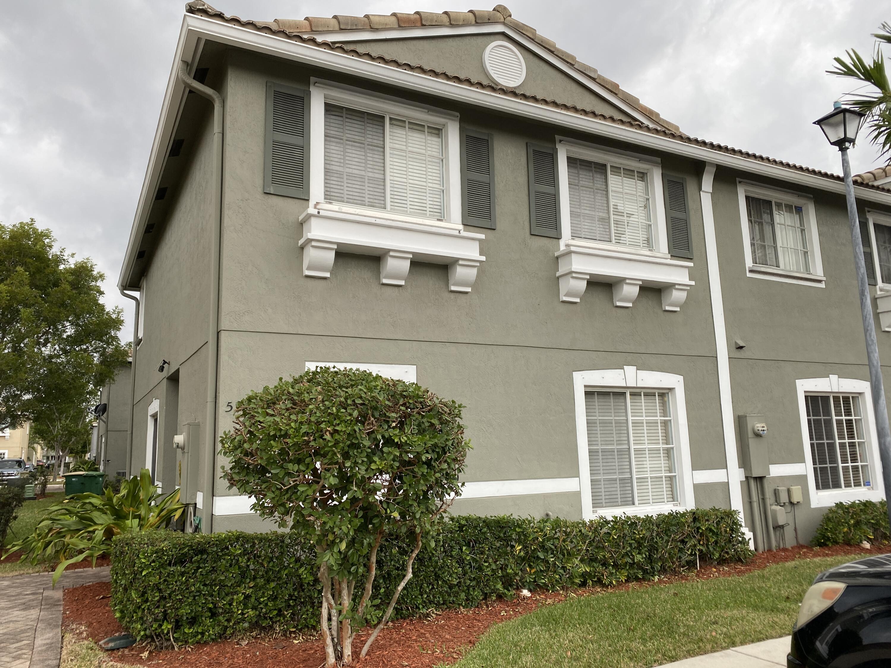 5921 Manchester Way Tamarac, FL 33321 - Photo 11 of 11 Corner Unit