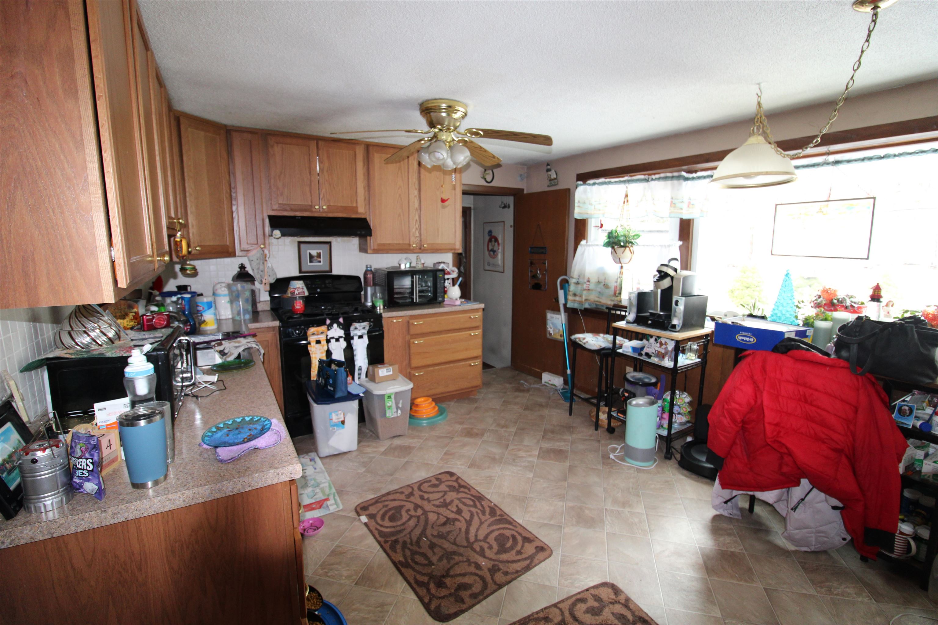 7 Cambridge Road Nashua, NH 03062 - Photo 8 of 15