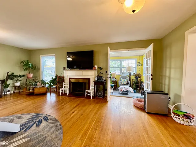 $249,900 | 116 Vallonia Road, Brownstown, IN 47220