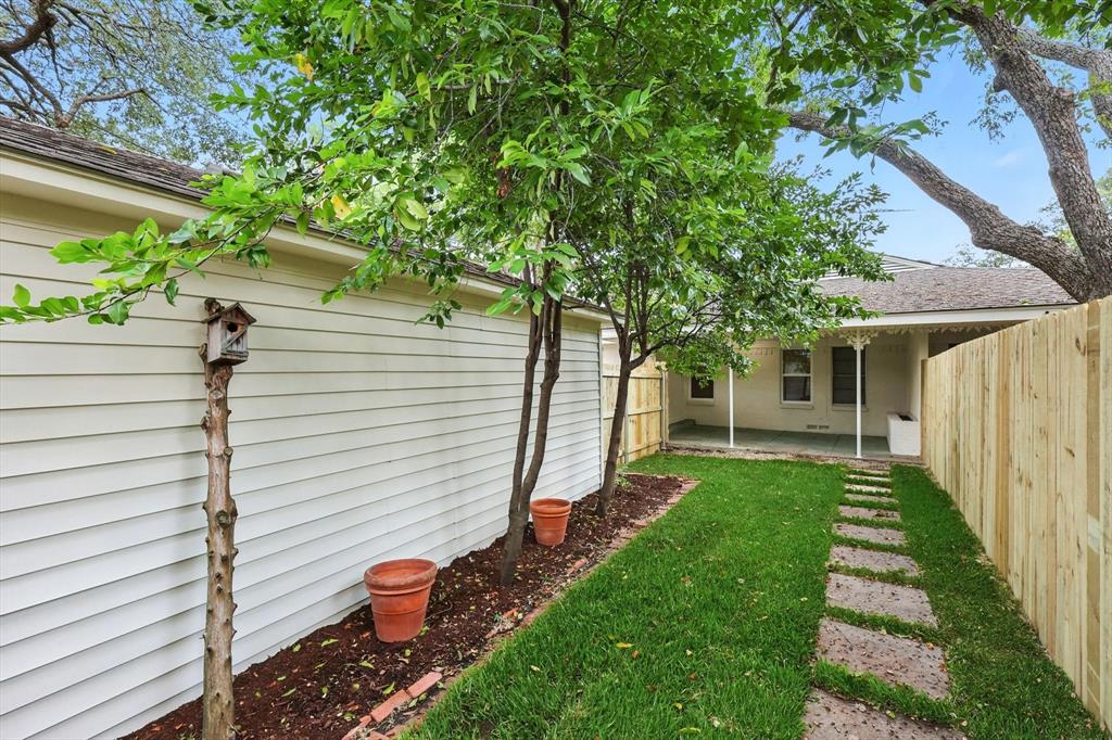 6519 Ravendale Lane Dallas, TX 75214 - Photo 19 of 19 Gallery Image 19