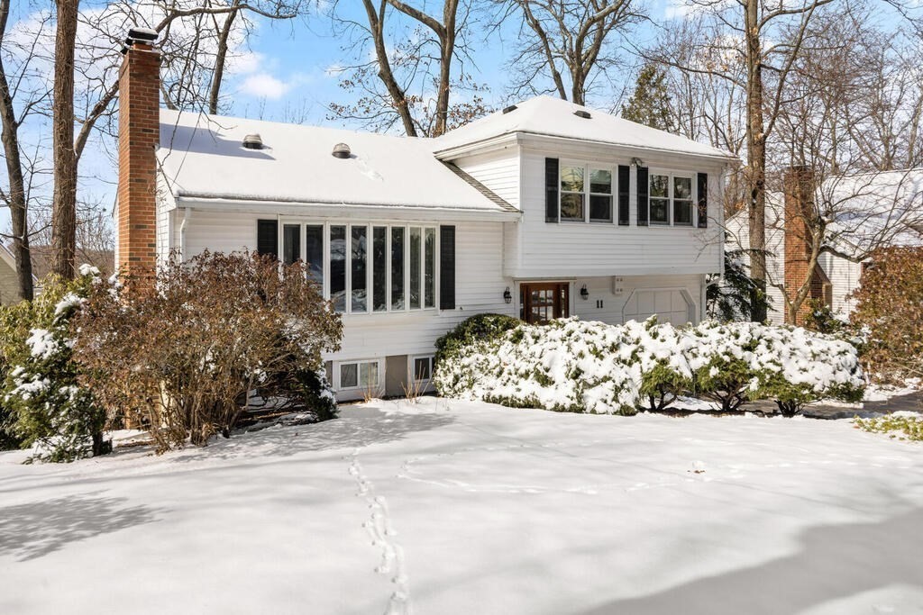11 Frances Road Lexington, MA 02421 - Photo 2 of 28