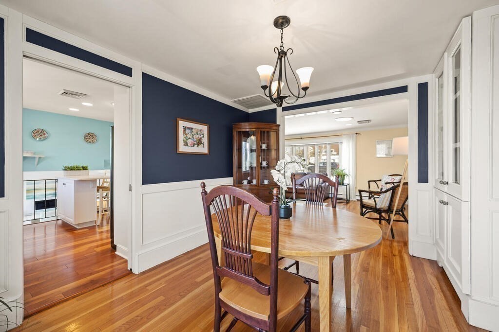 11 Frances Road Lexington, MA 02421 - Photo 7 of 28