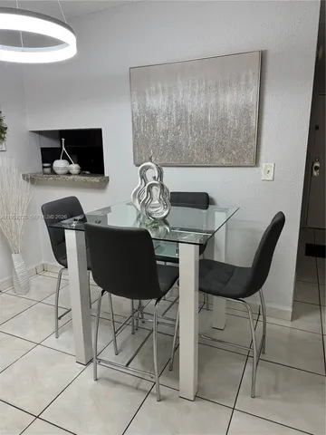 $249,900 | 1480 West 46th Street, Unit 203, Hialeah, FL 33012