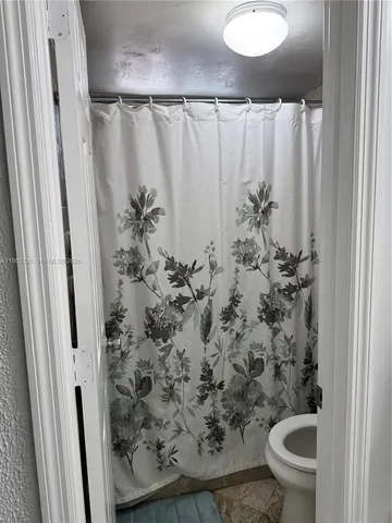 $249,900 | 1480 West 46th Street, Unit 203, Hialeah, FL 33012