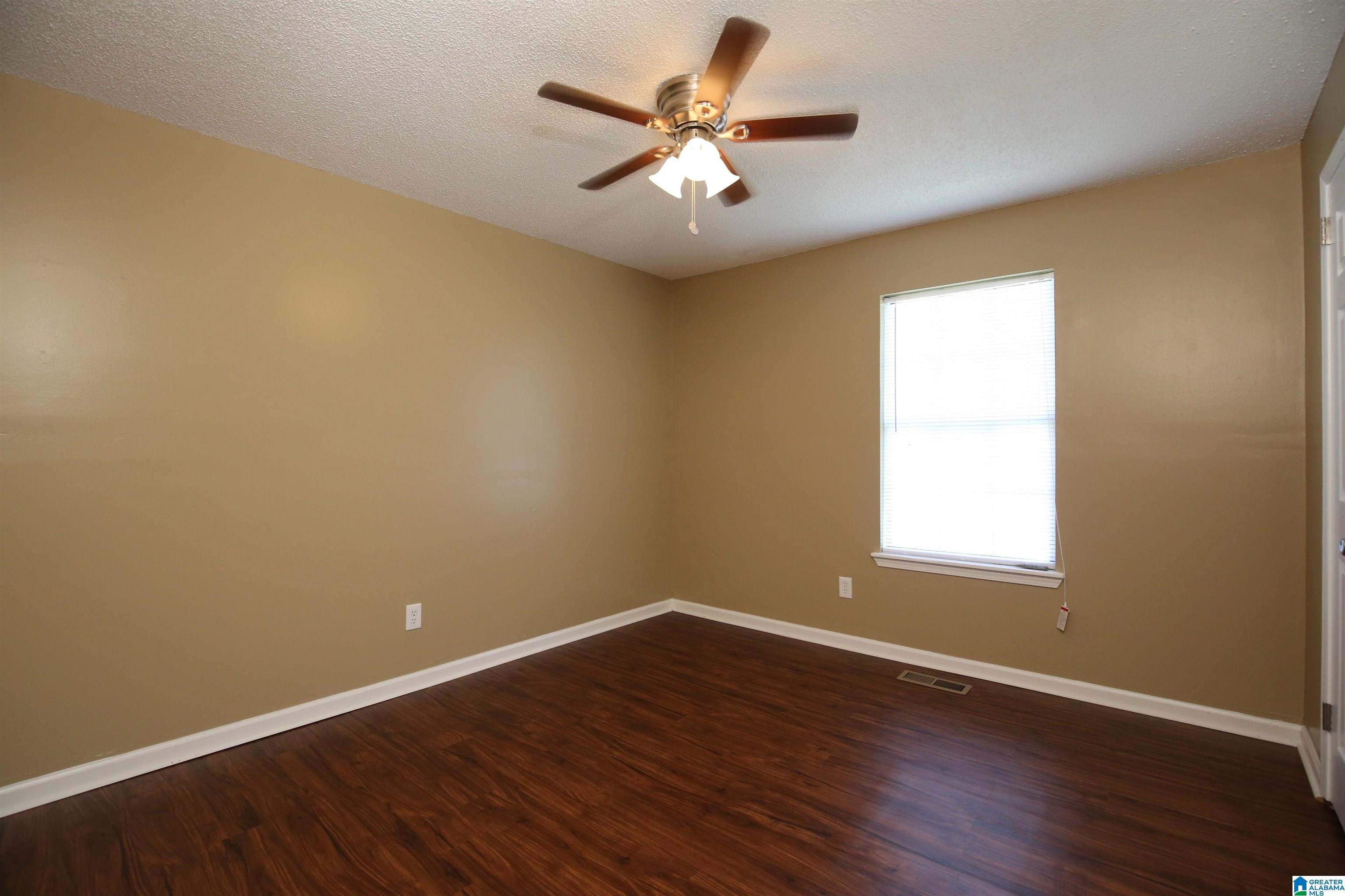 1016 10th Street Pleasant Grove, AL 35127 - Photo 8 of 21