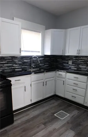 $79,900 | 3306 Spruce Avenue, Kansas City, MO 64128