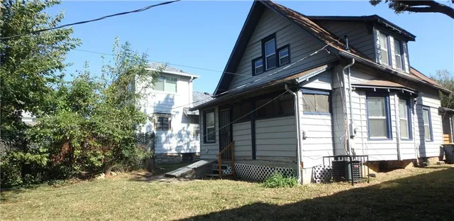 $79,900 | 3306 Spruce Avenue, Kansas City, MO 64128