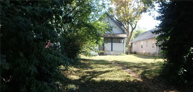 $79,900 | 3306 Spruce Avenue, Kansas City, MO 64128