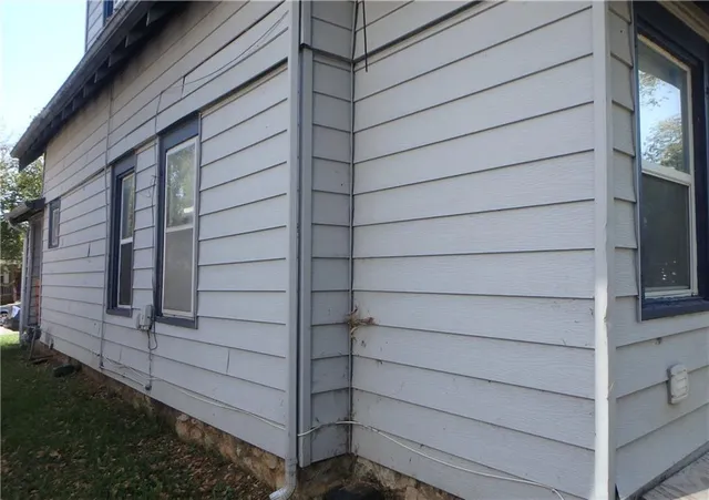 $79,900 | 3306 Spruce Avenue, Kansas City, MO 64128