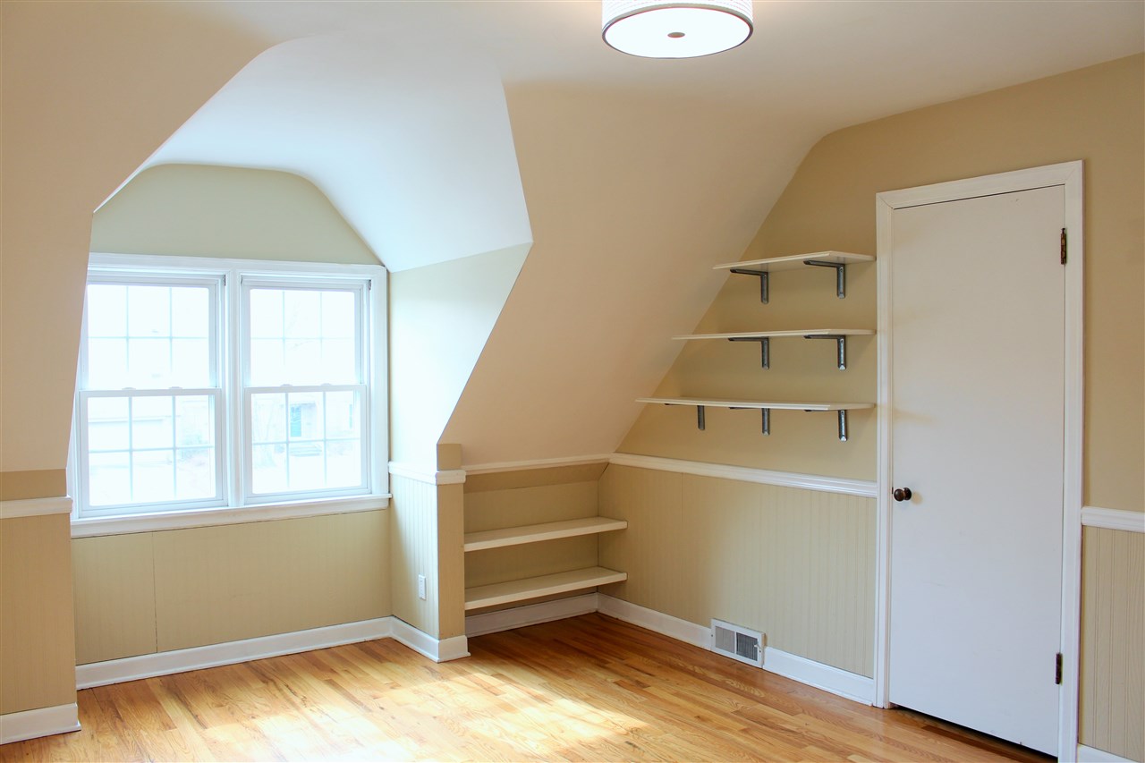 11 Hawthorne Road Rock Island, IL 61201 - Photo 13 of 24 Gallery Image 13