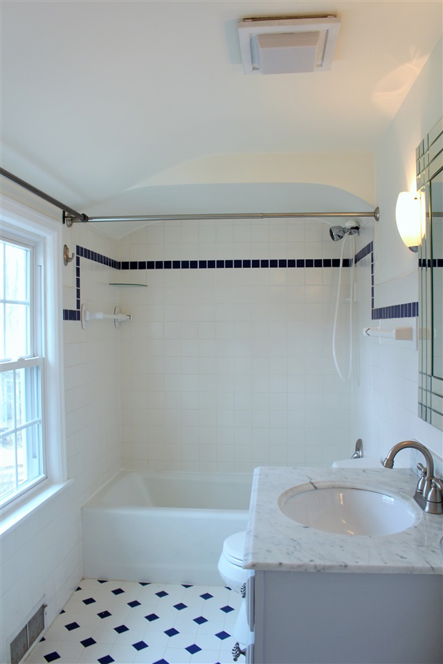 11 Hawthorne Road Rock Island, IL 61201 - Photo 16 of 24 Gallery Image 16