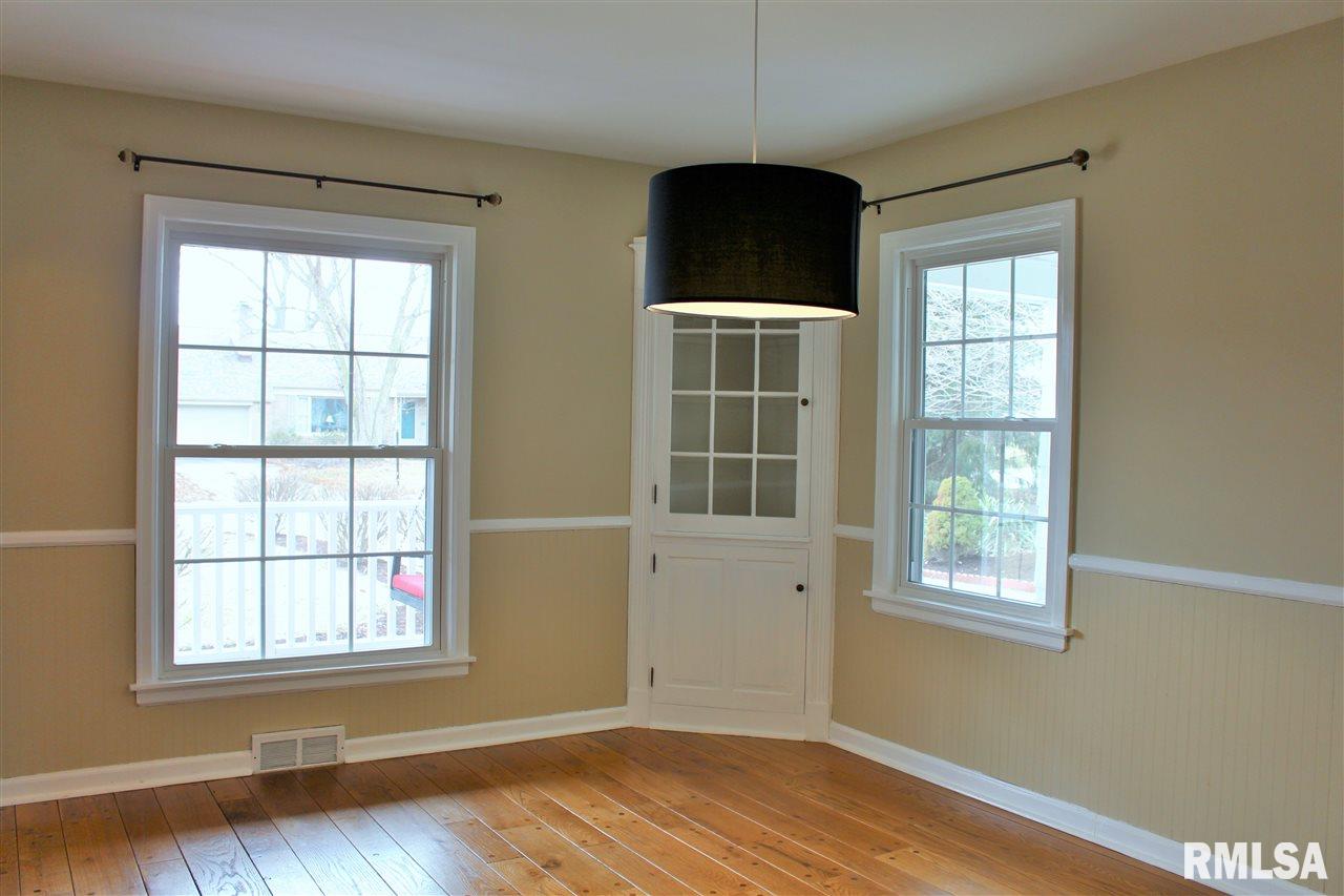 11 Hawthorne Road Rock Island, IL 61201 - Photo 9 of 24 Gallery Image 9