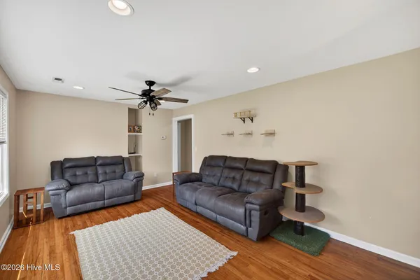 $185,000 | 555 Cedar Street, Bolton, NC 28423