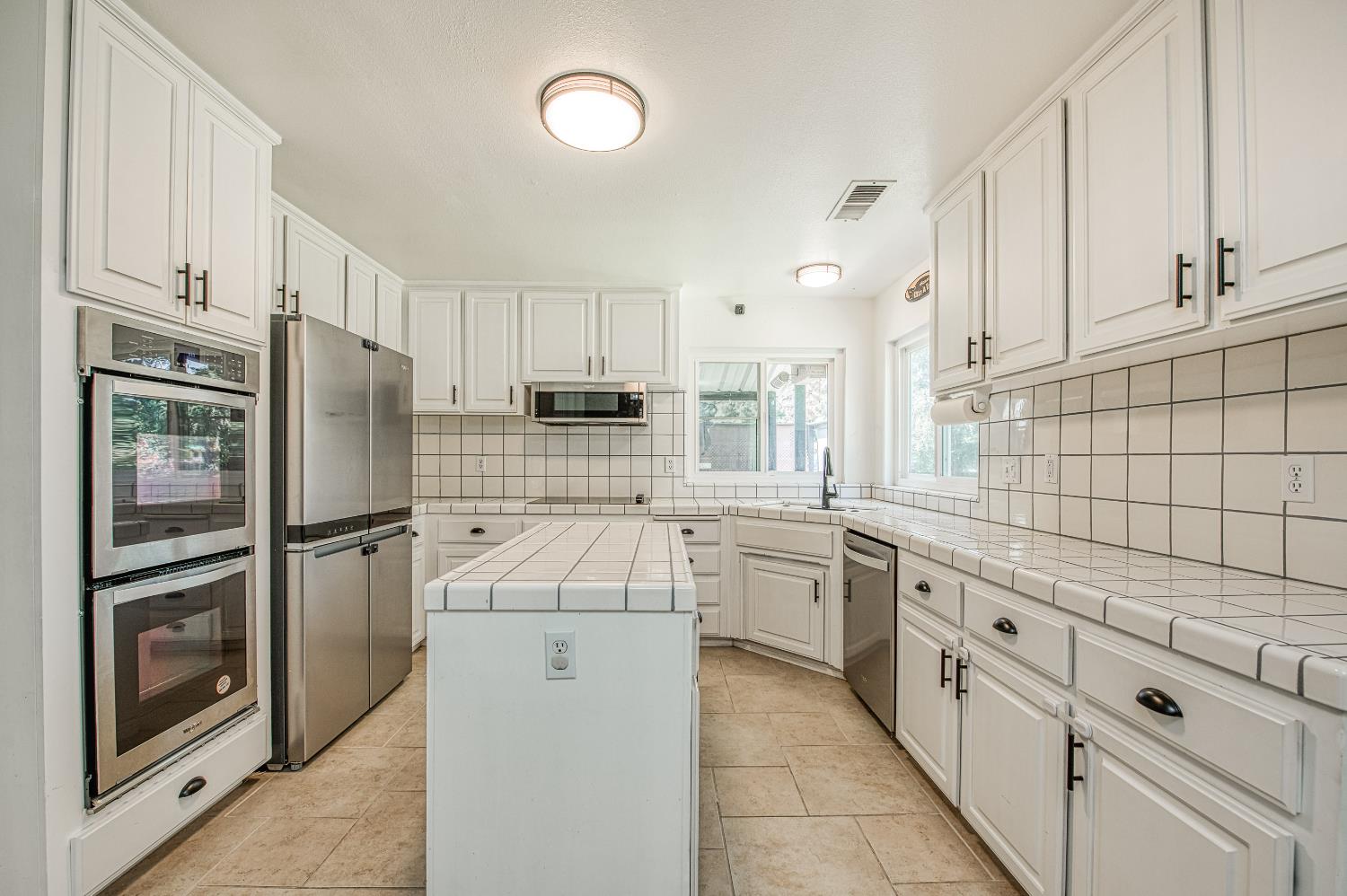 1323 Oak Avenue Clovis, CA 93611 - Photo 13 of 46