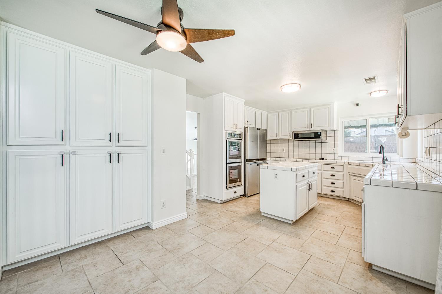 1323 Oak Avenue Clovis, CA 93611 - Photo 19 of 46