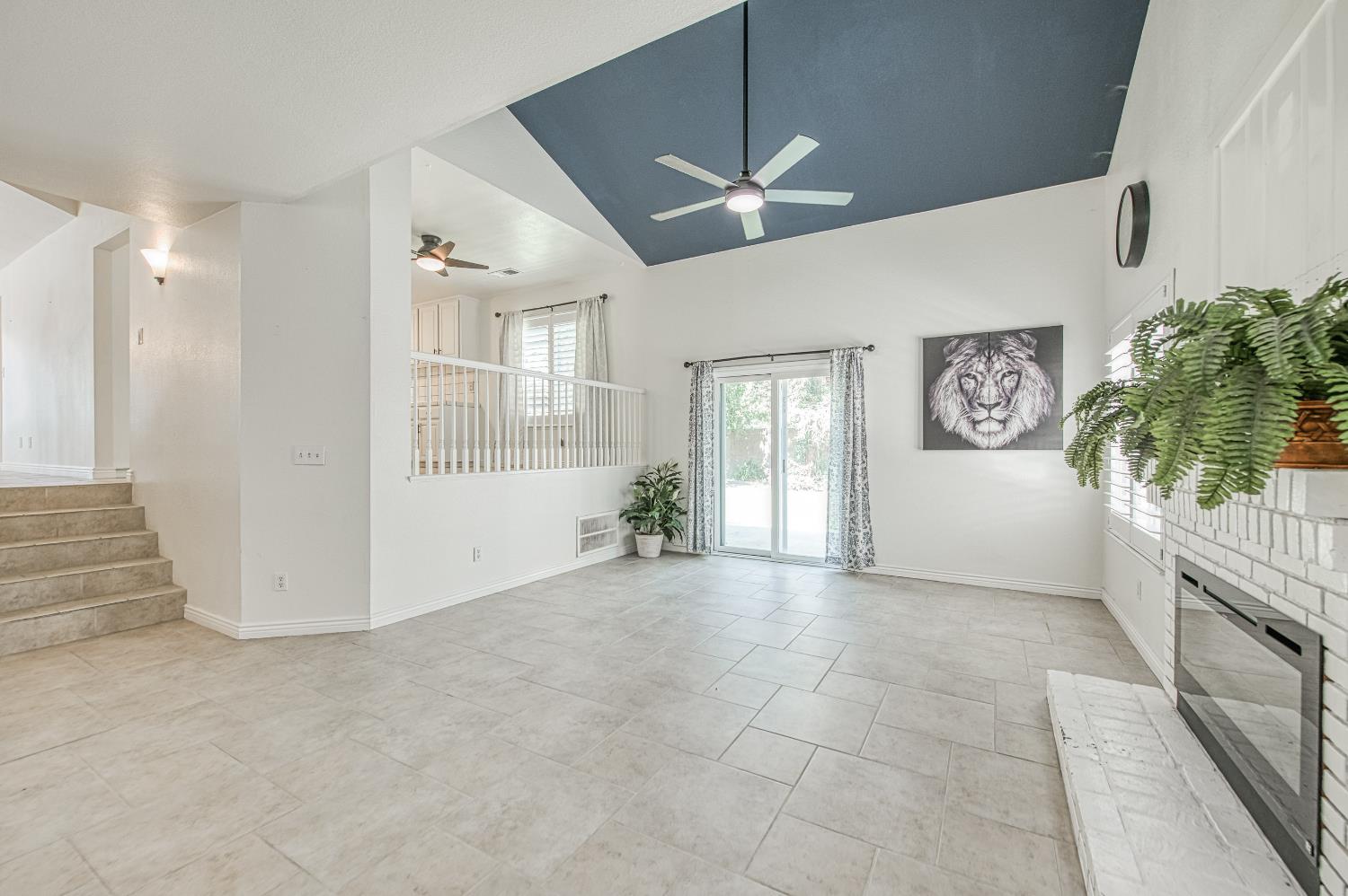 1323 Oak Avenue Clovis, CA 93611 - Photo 21 of 46