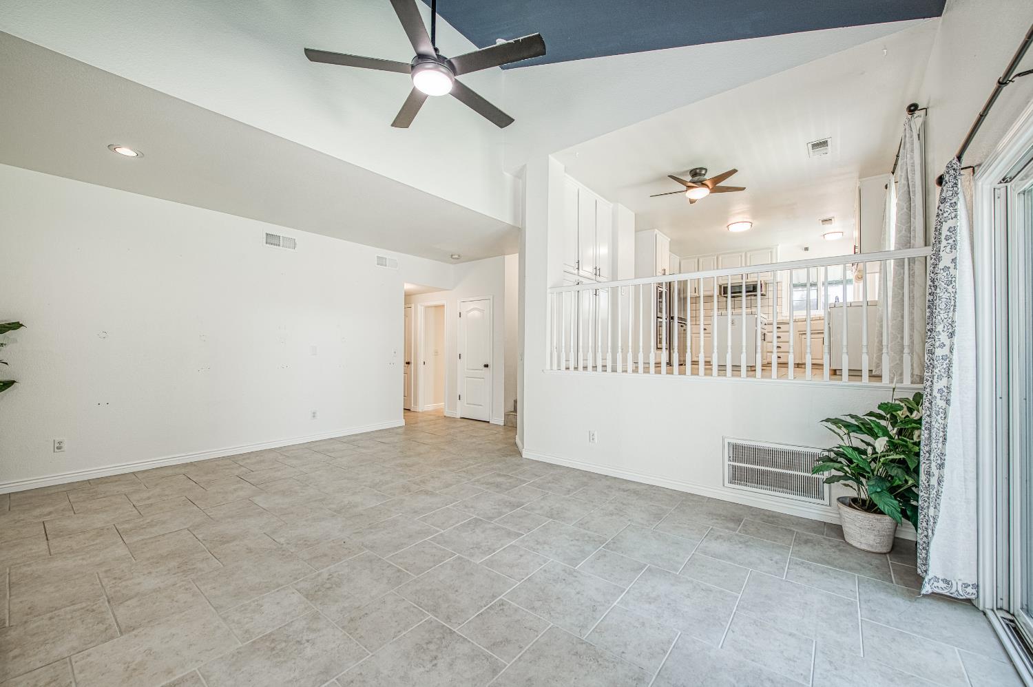 1323 Oak Avenue Clovis, CA 93611 - Photo 22 of 46