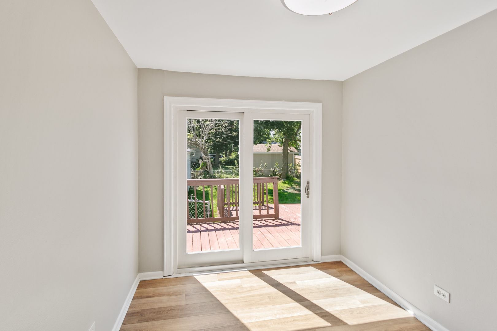 2110 Delaware Road Waukegan, IL 60087 - Photo 8 of 23
