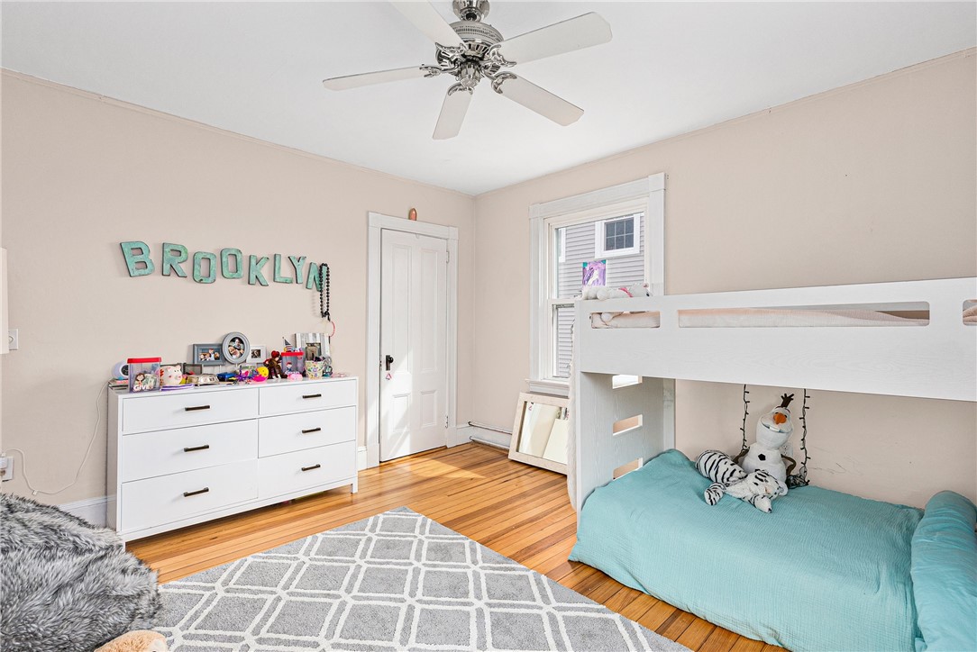 8 Champlin Street Newport, RI 02840 - Photo 20 of 28