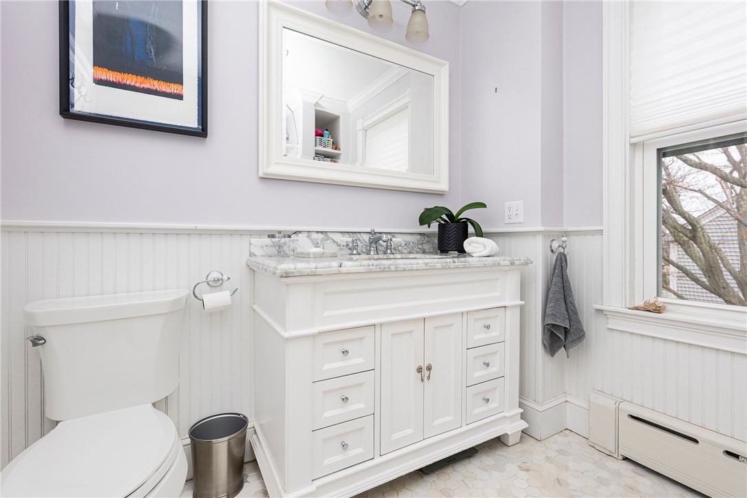 8 Champlin Street Newport, RI 02840 - Photo 21 of 28