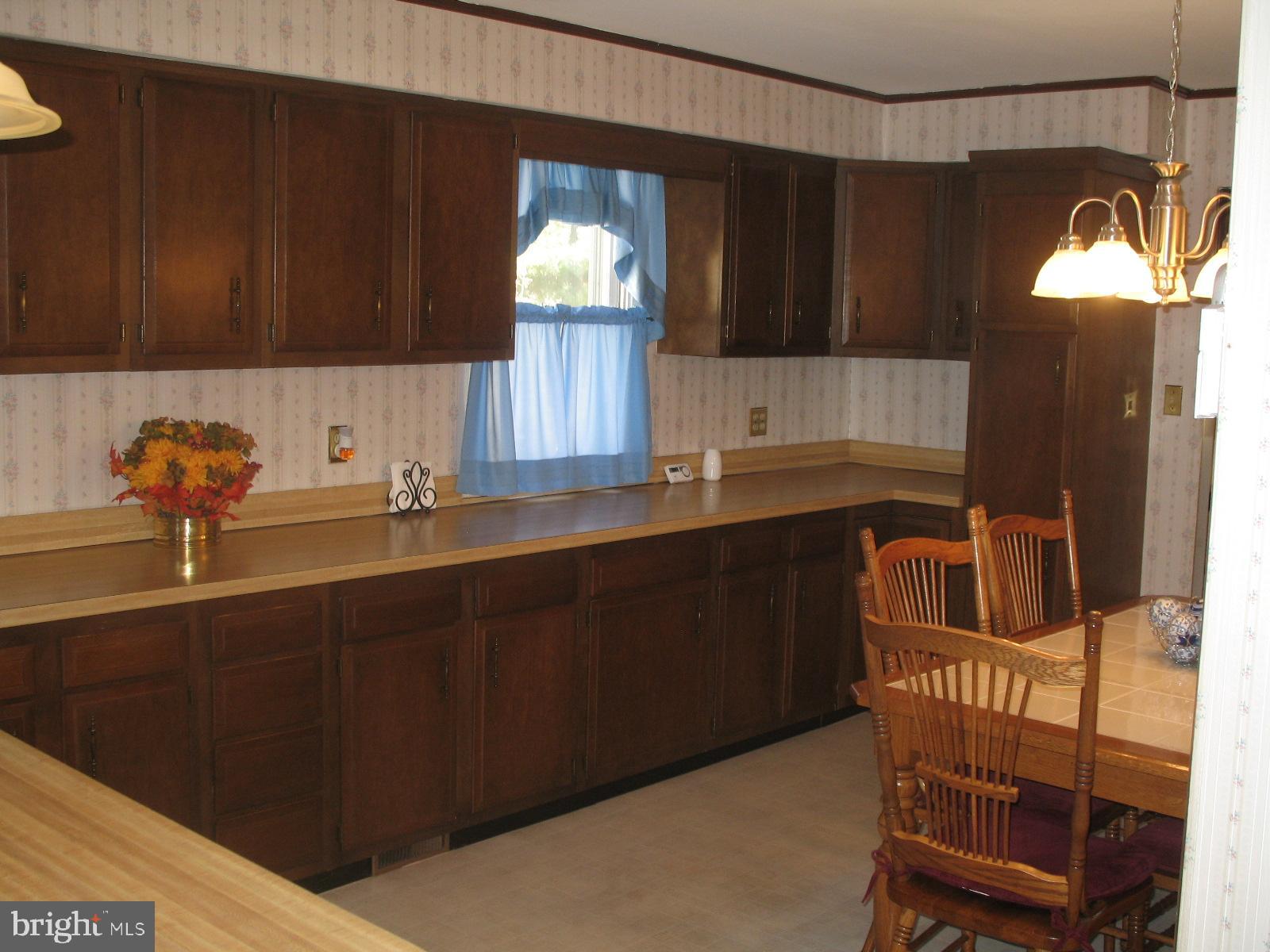 402 South Brownleaf Road Newark, DE 19713 - Photo 18 of 41