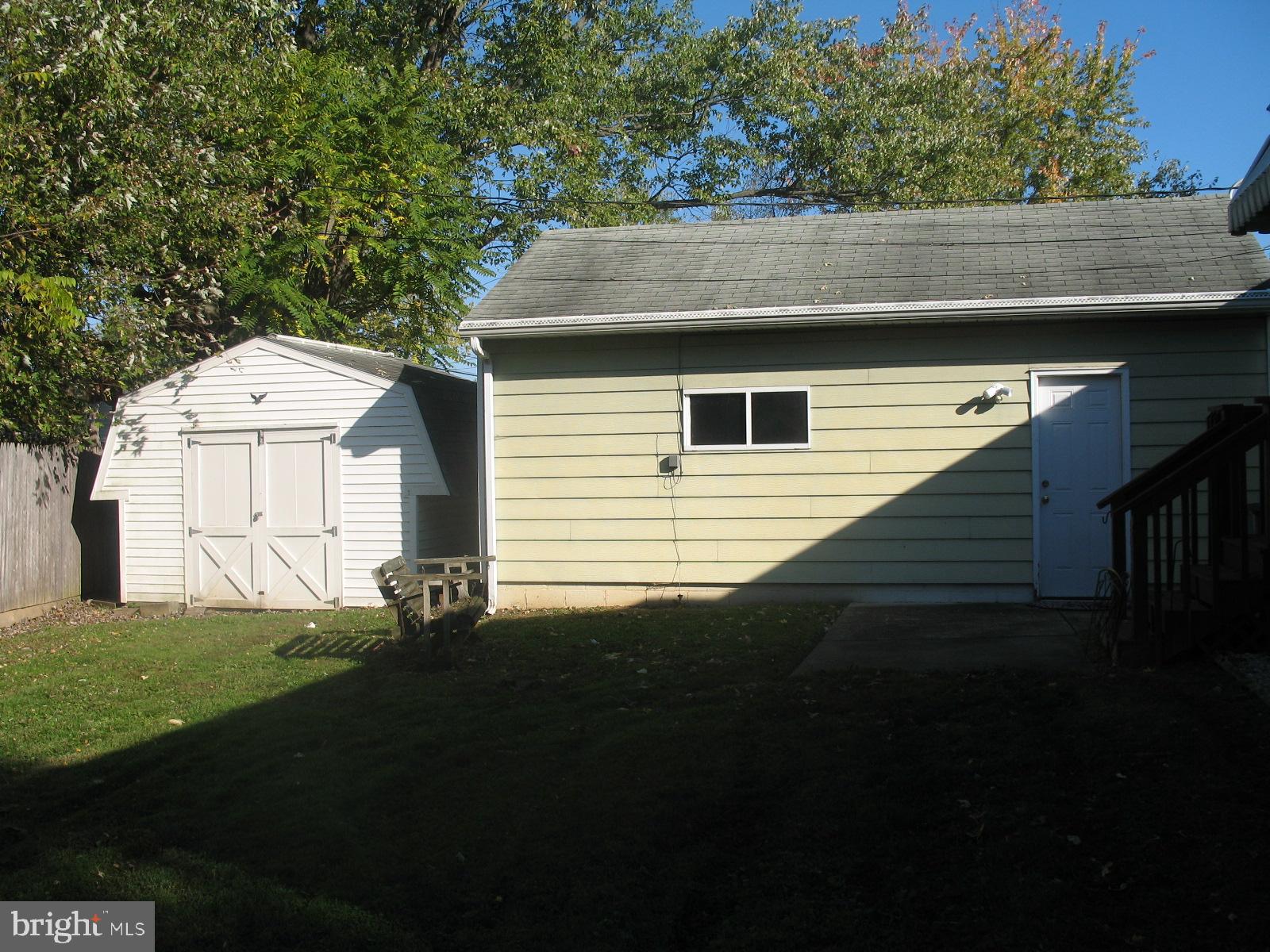 402 South Brownleaf Road Newark, DE 19713 - Photo 6 of 41