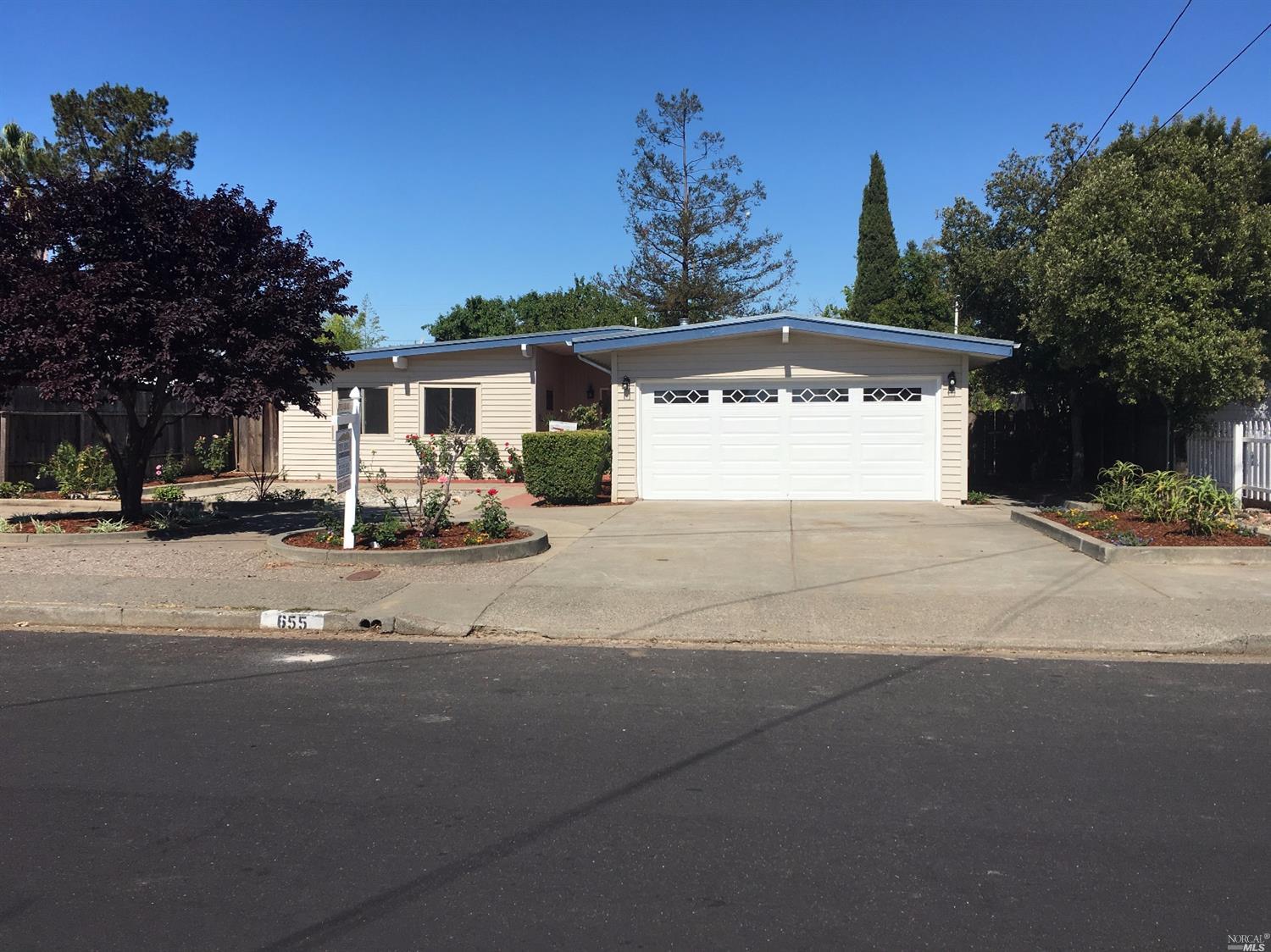 655 Rosal Way San Rafael, CA 94903 - Photo 1 of 1 Gallery Image 1