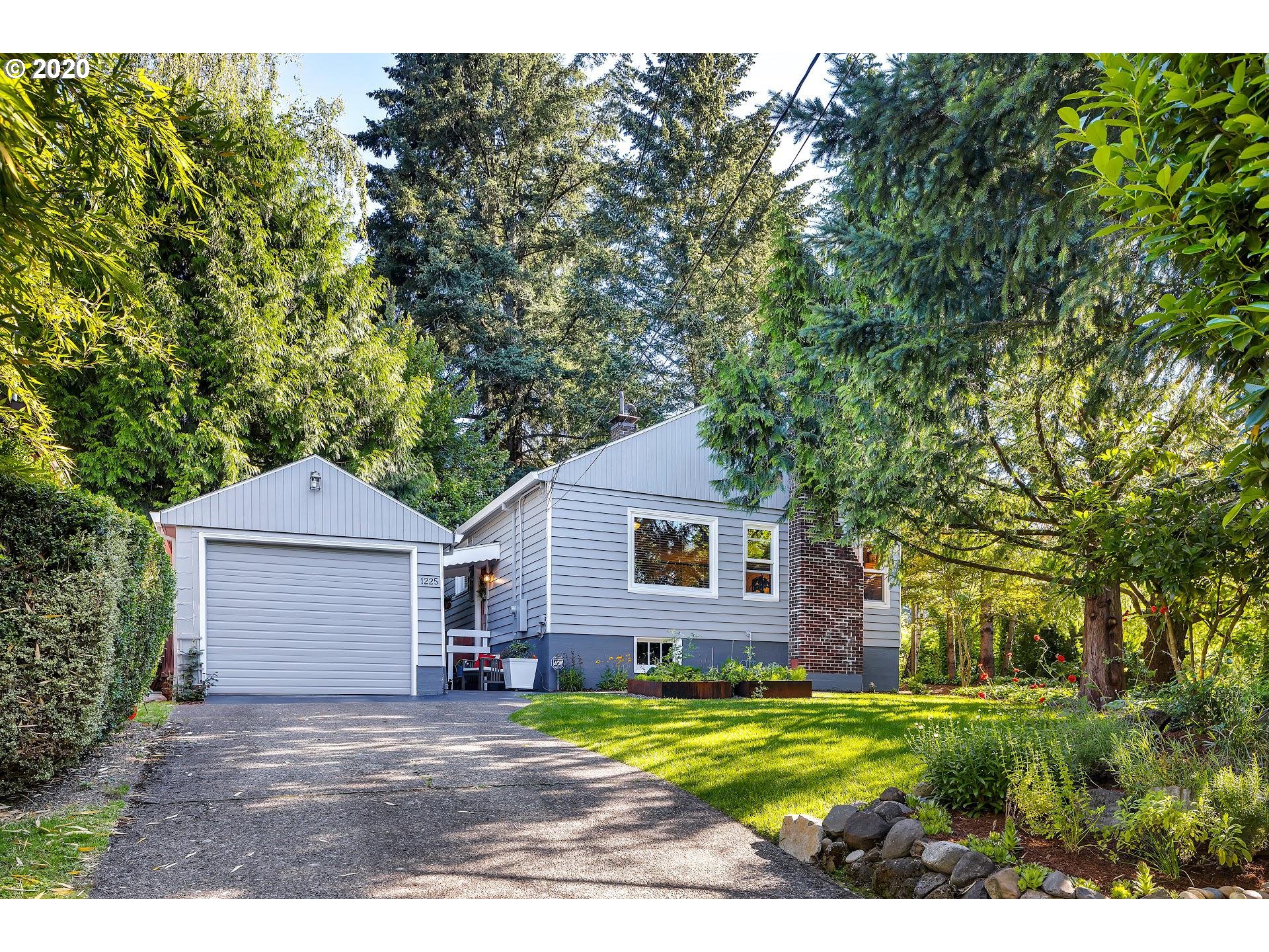 1225 Southwest Taylors Ferry Road Portland, OR 97219 - Photo 1 of 31 Gallery Image 1