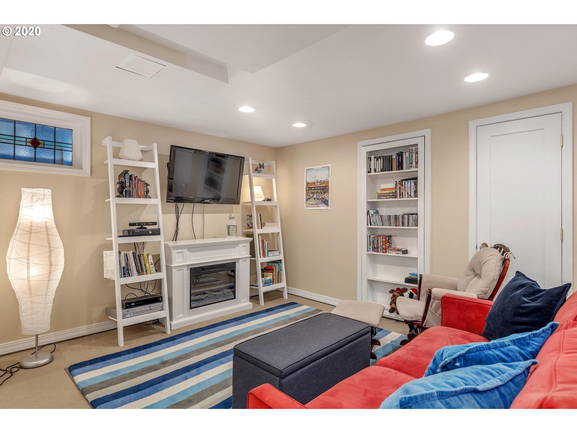 1225 Southwest Taylors Ferry Road Portland, OR 97219 - Photo 18 of 31 Basement