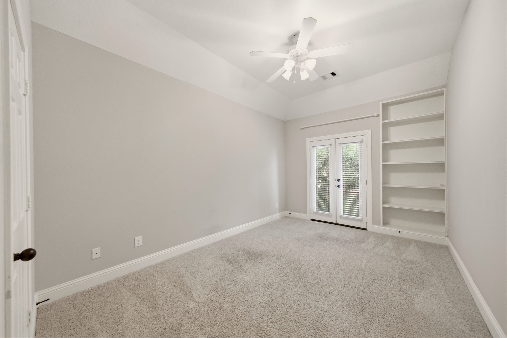 5539 Kiam Street Houston, TX 77007 - Photo 15 of 37