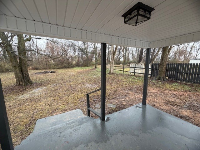 417 Laura Avenue Winchester, TN 37398 - Photo 16 of 18 a view of a porch