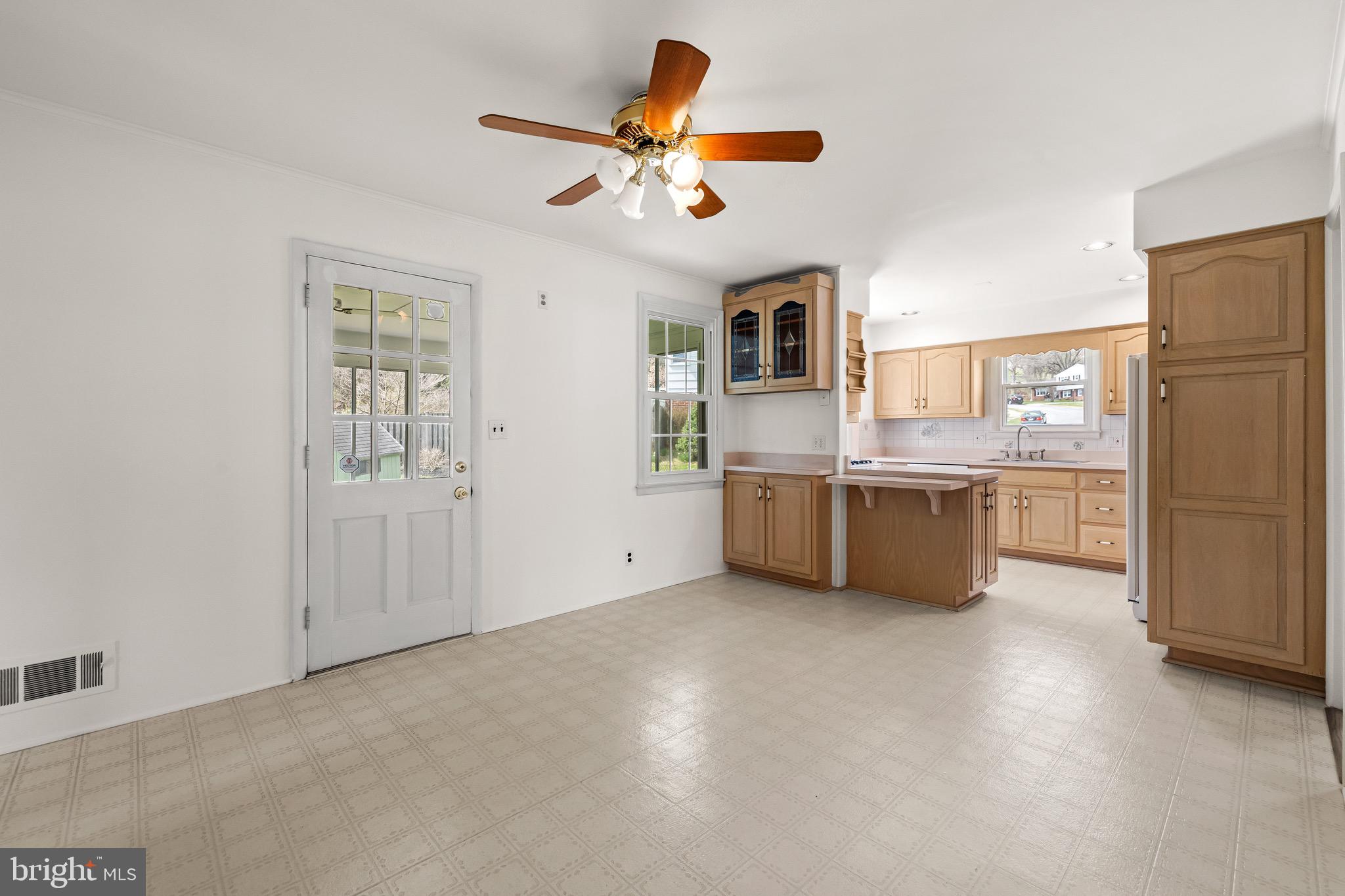 8620 Valleyfield Road Lutherville-Timonium, MD 21093 - Photo 15 of 46