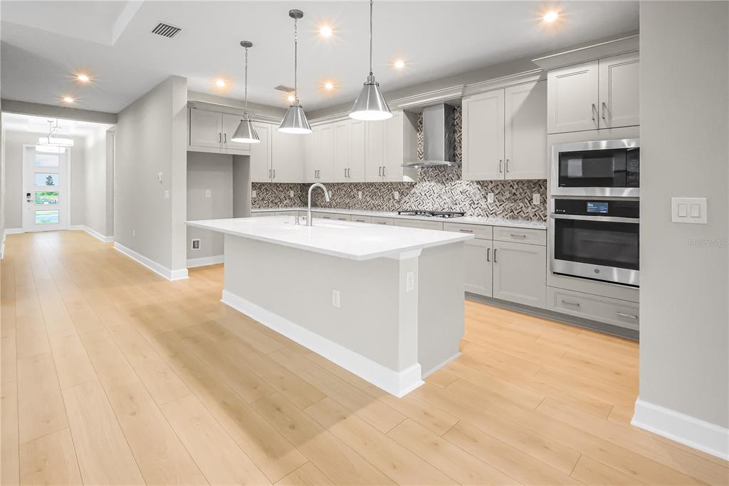 1620 Bellagio Loop Tavares, FL 32778 - Photo 6 of 33
