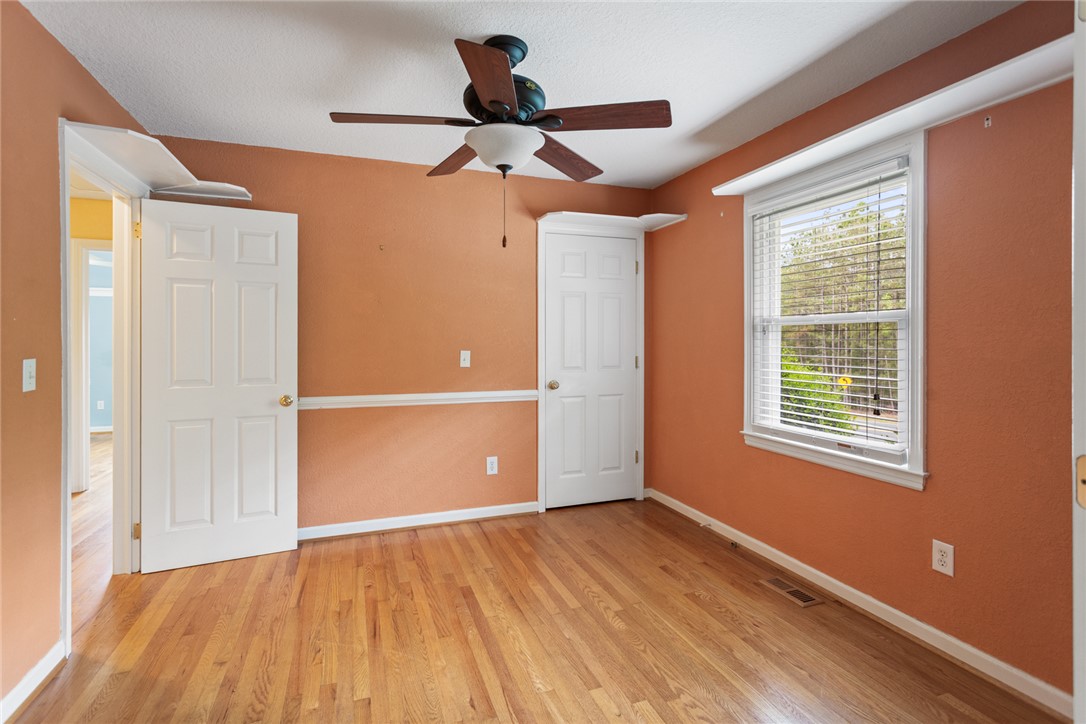 202 Keowee Trail Seneca, SC 29672 - Photo 15 of 35 This inviting space features classic hardwood floors and ample natural light.