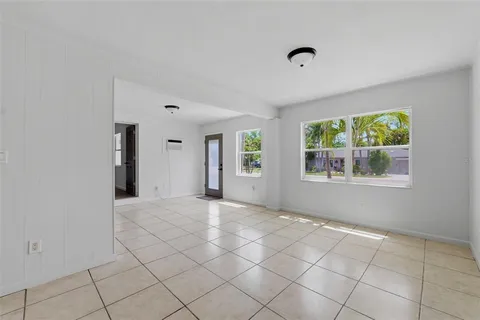 $1,595,000 | 3030 5th Street North, St. Petersburg, FL 33704