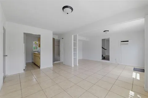 $1,595,000 | 3030 5th Street North, St. Petersburg, FL 33704