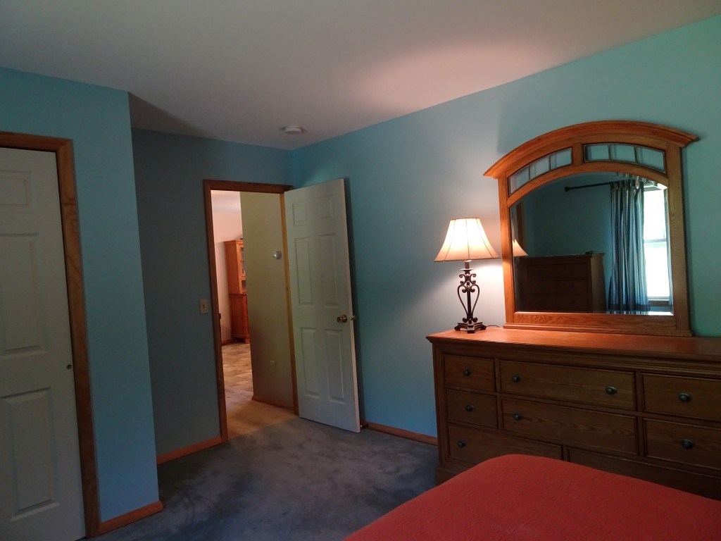 1157 Roxbury Road Keene, NH 03431 - Photo 15 of 22