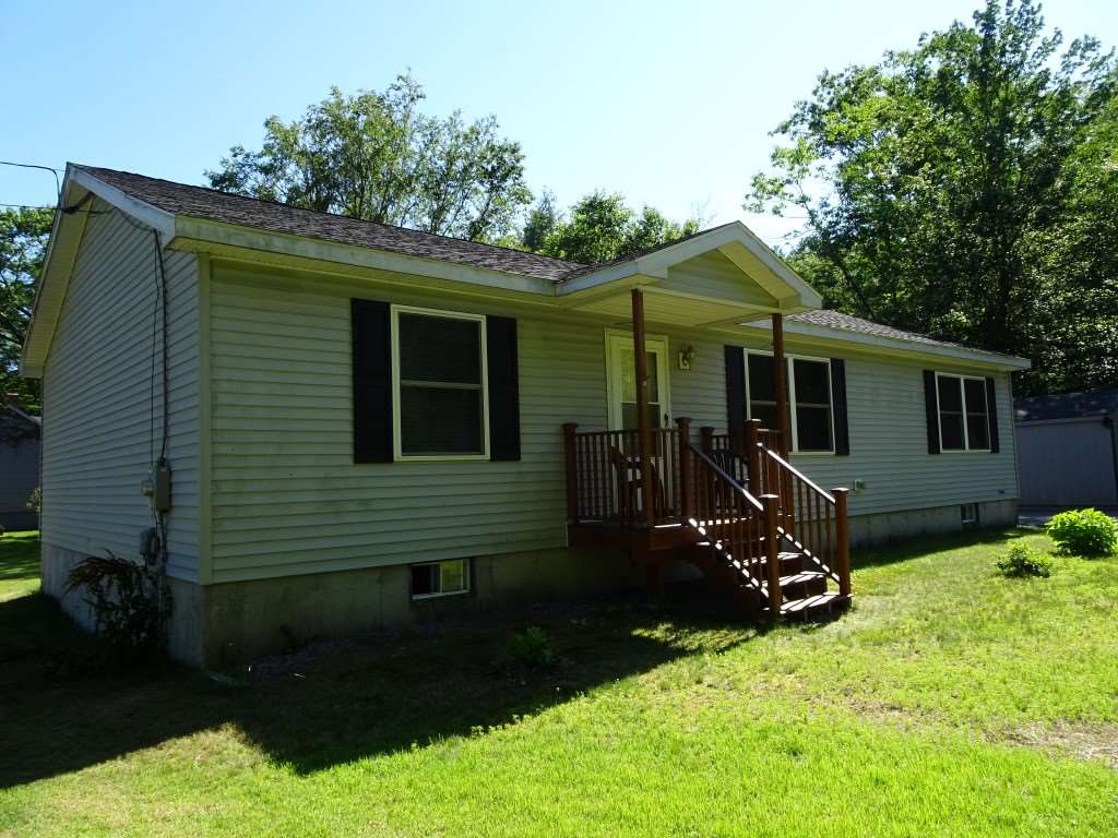 1157 Roxbury Road Keene, NH 03431 - Photo 4 of 22