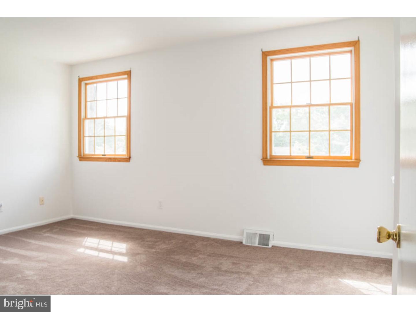 370 Hemlock Lane Springfield, PA 19064 - Photo 15 of 25 Bedroom 3