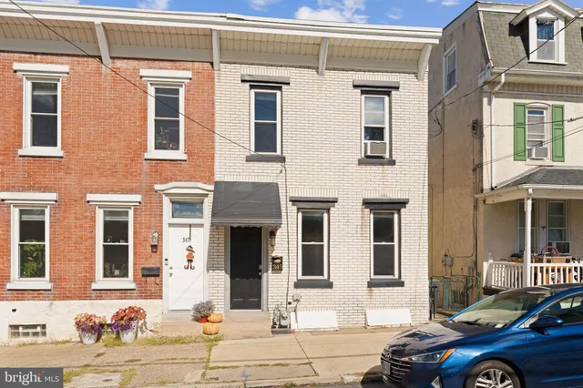 $359,000 | 345 Hall Street, Phoenixville, PA 19460