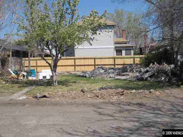 330 Roberts Street Reno, NV 89502 - Photo 1 of 1 a front view of a house with garden