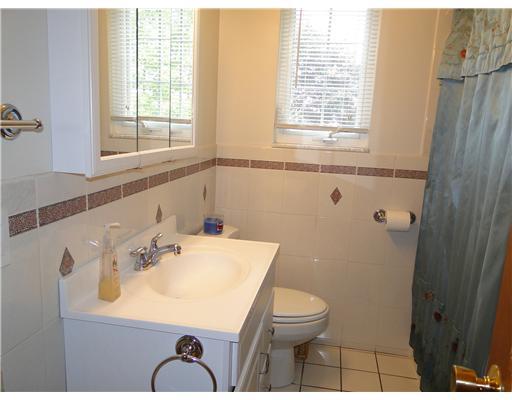 1288 Varner Road Whitehall, PA 15227 - Photo 13 of 18 Full Bath.