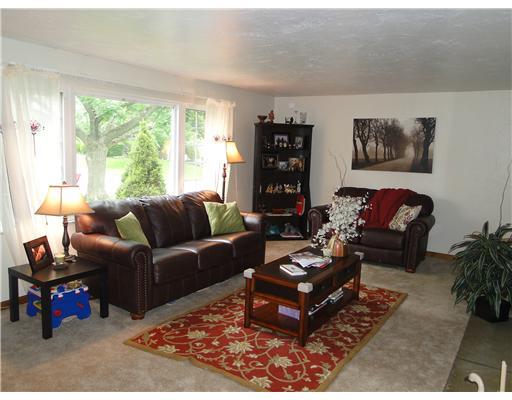 1288 Varner Road Whitehall, PA 15227 - Photo 3 of 18 Living Room.